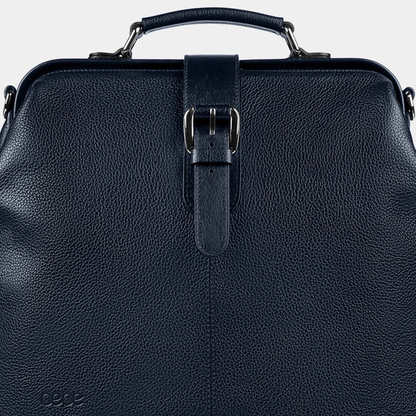 Mochila grande en piel de vacuno en color azul para hombre