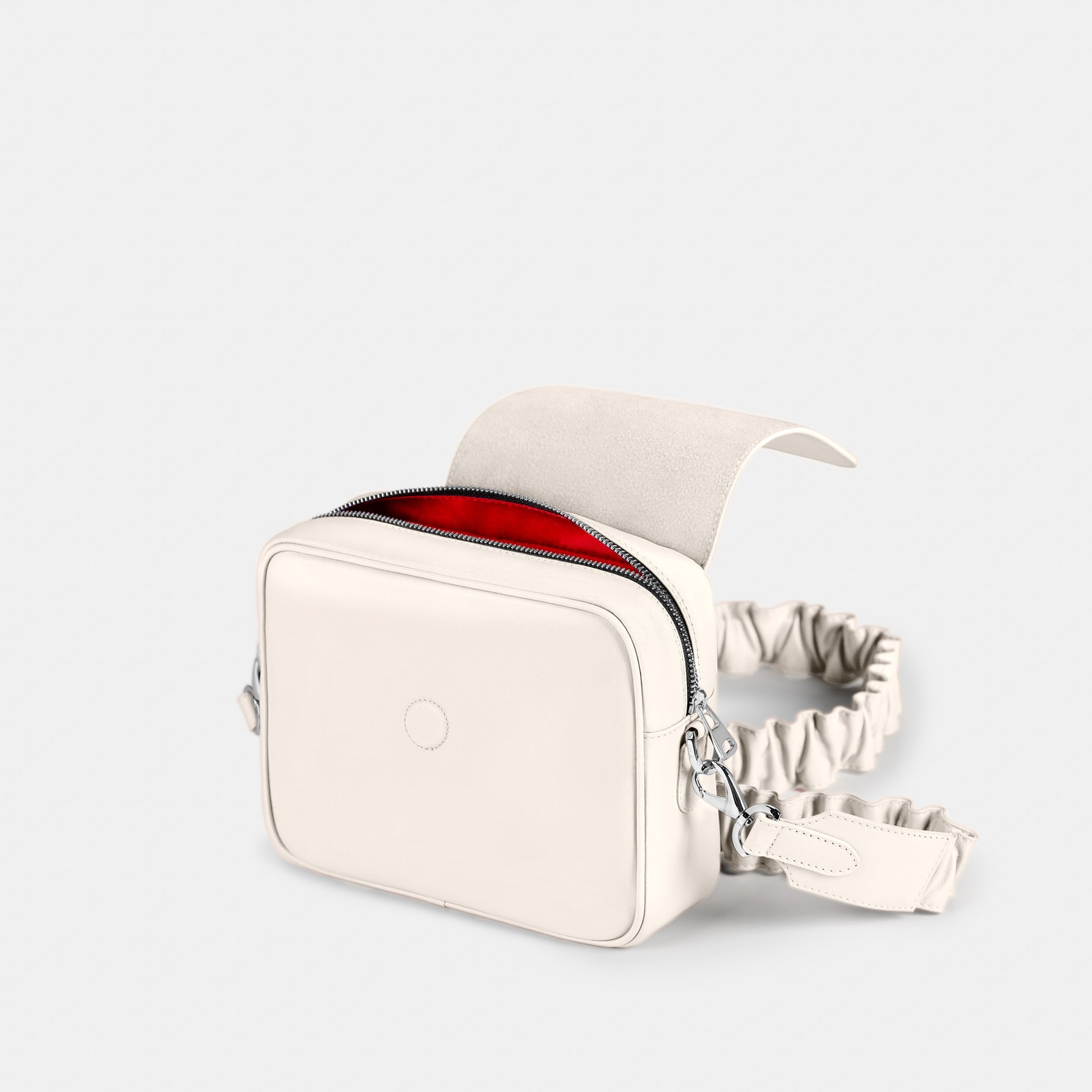 Bandolera pequeña en piel de vacuno en color blanco  para mujer