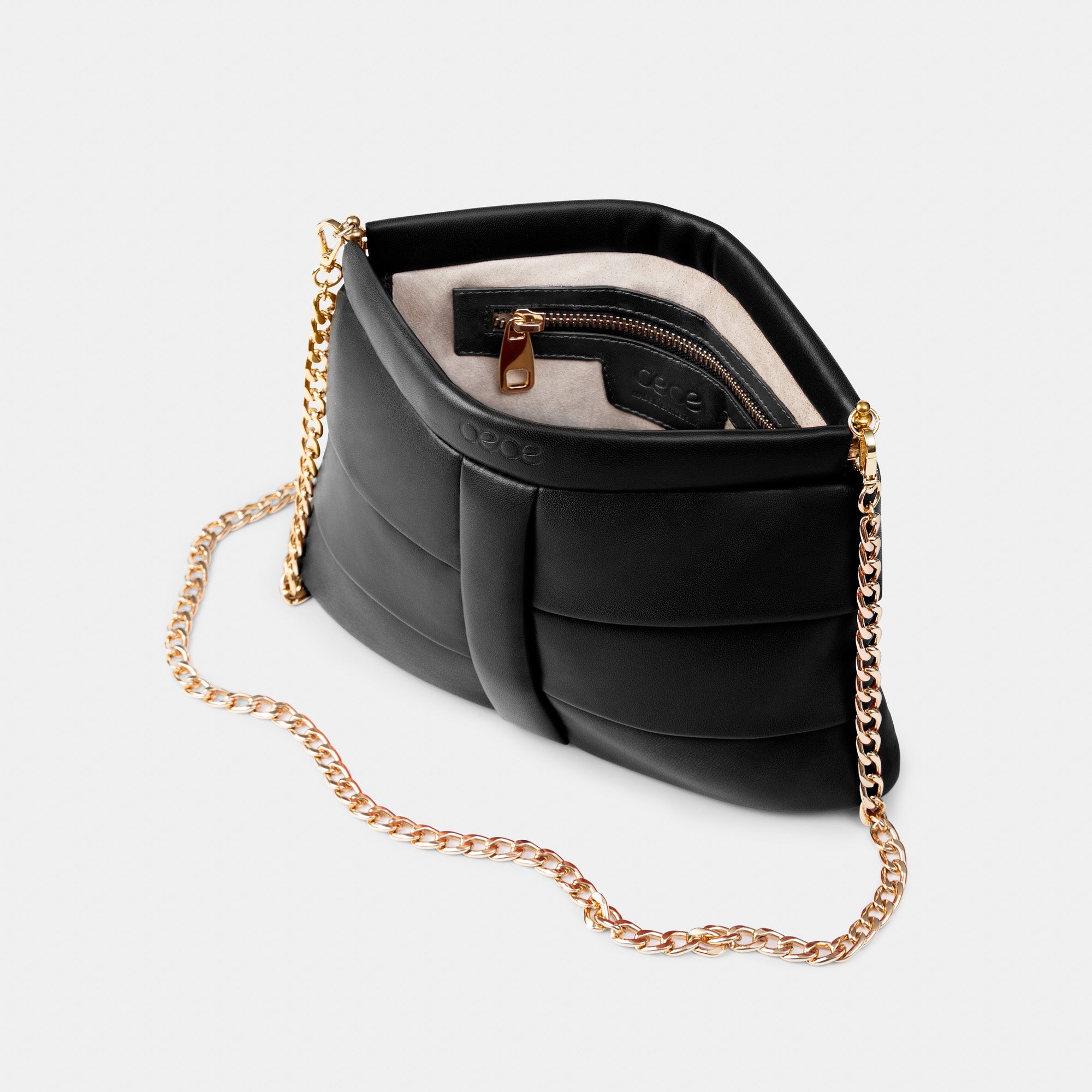 Bolso Clutch pequeño en piel de cordero en color negro para mujer