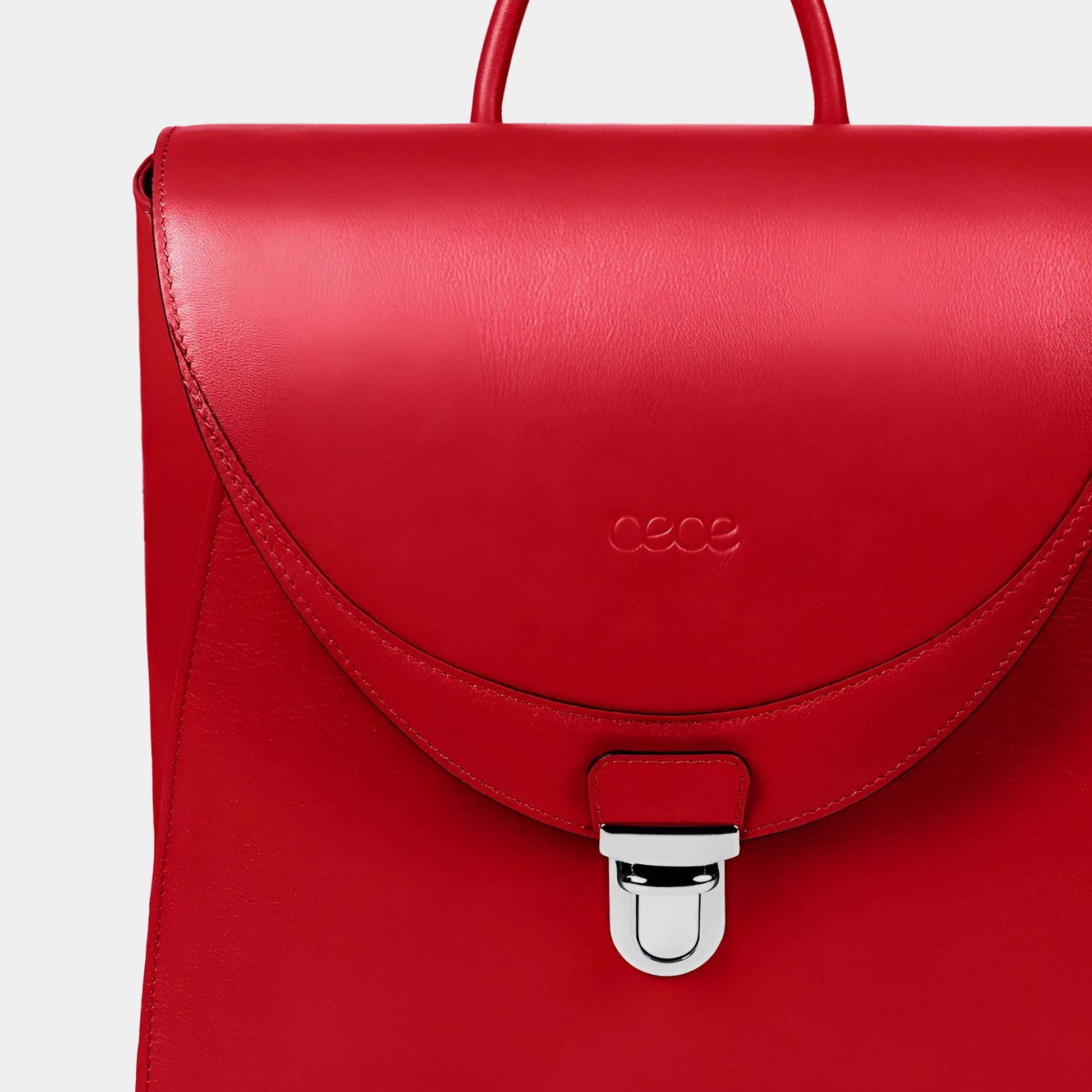 Mochila grande en piel de vacuno en color rojo para mujer