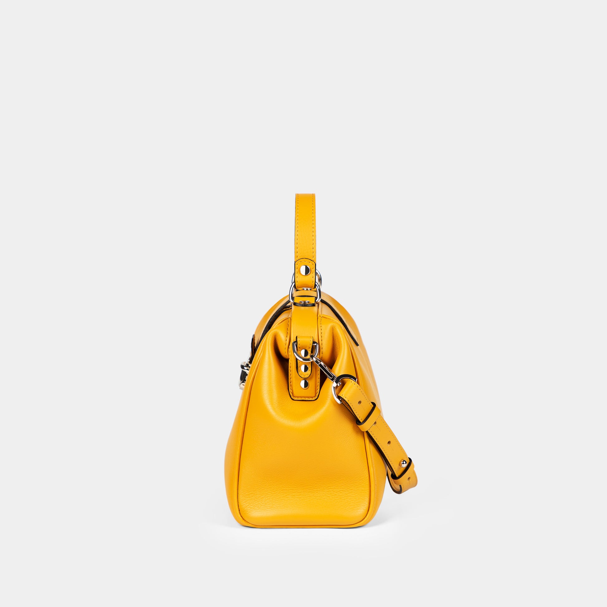 Bandolera pequeña en piel de no especifica en color amarillo para mujer