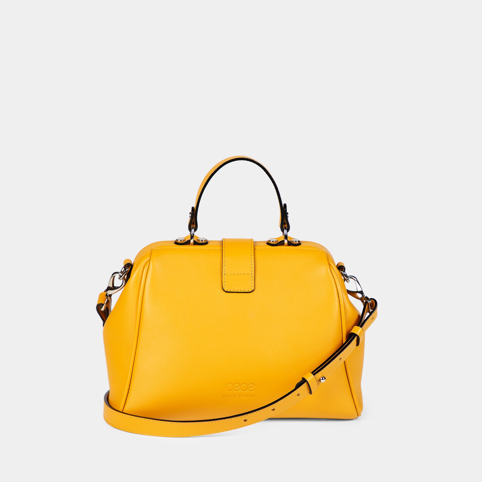 Bandolera pequeña en piel de no especifica en color amarillo para mujer