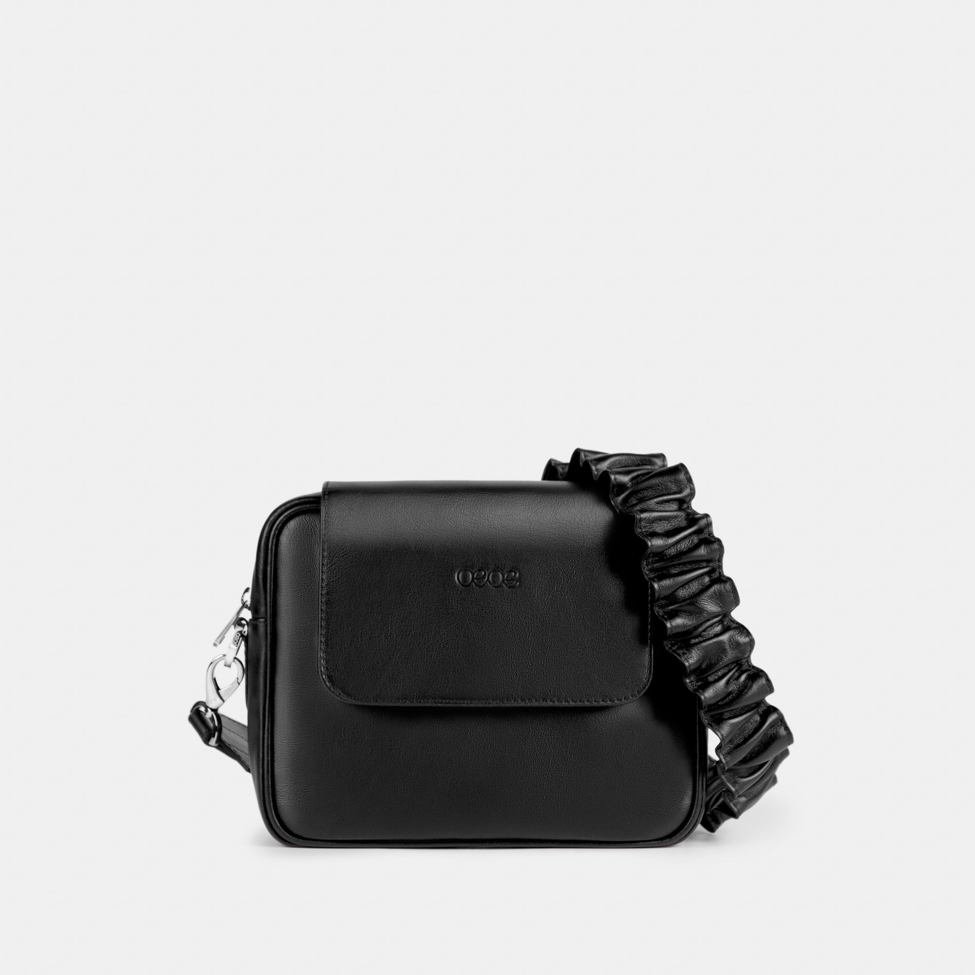 Bandolera pequeña en piel de vacuno en color negro para mujer