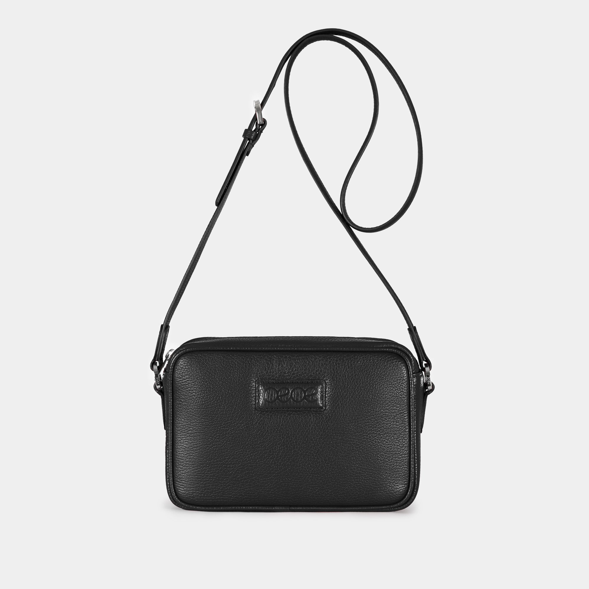 Bandolera pequeña en piel de vacuno en color negro para mujer