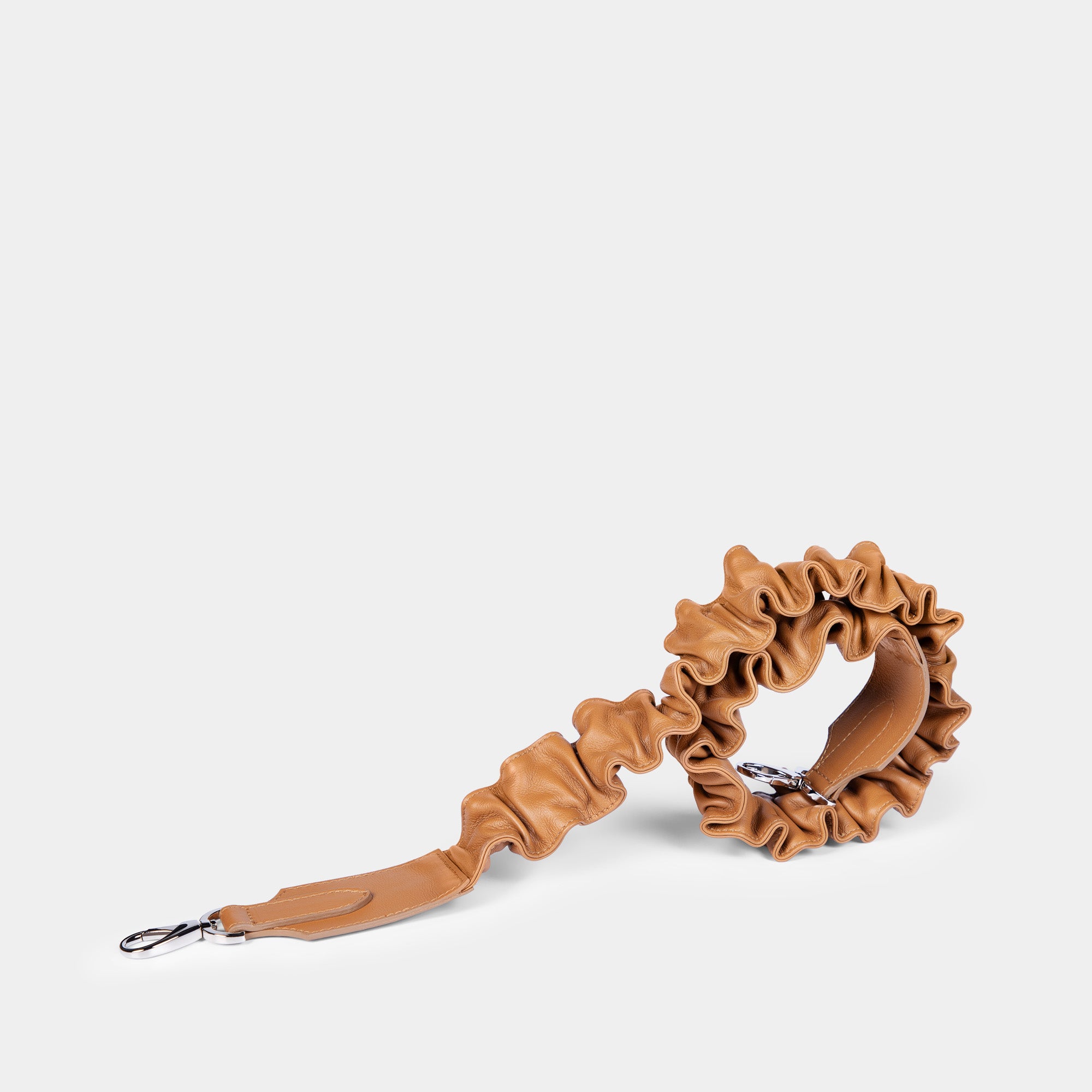 Correa Bolso pequeño en piel de vacuno en color camel para mujer