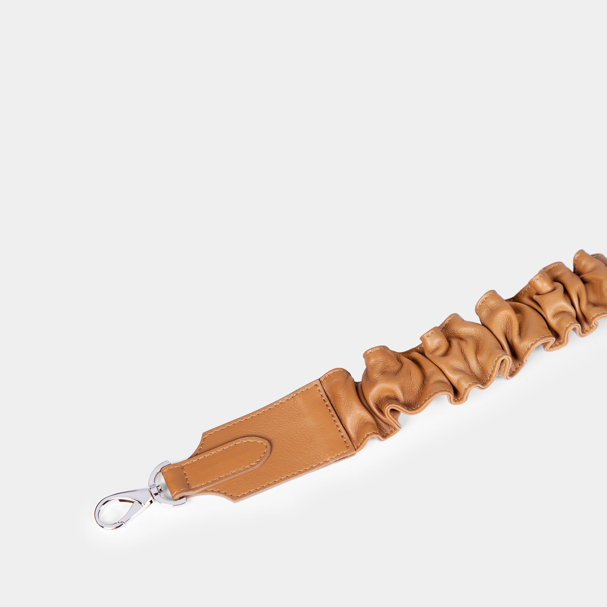 Correa Bolso pequeño en piel de vacuno en color camel para mujer