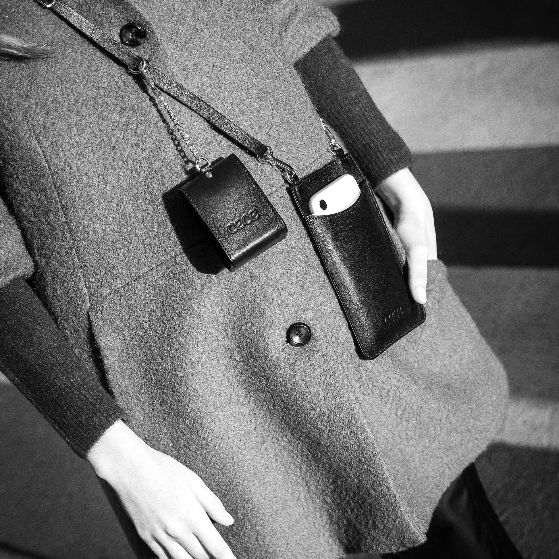 Funda Para Móvil  en piel de vacuno en color rojo para hombre